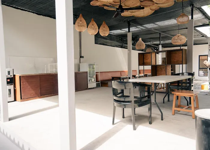 Kuta Sekeca Coworking Close To Kuta アパート *