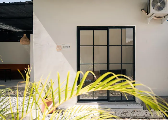 Kuta Sekeca Coworking Close To Kuta * ジンバラン