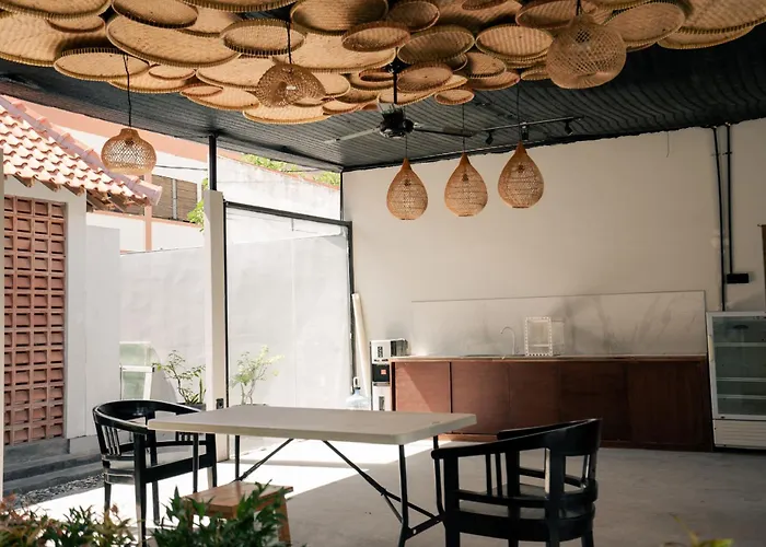 アパート Kuta Sekeca Coworking Close To Kuta